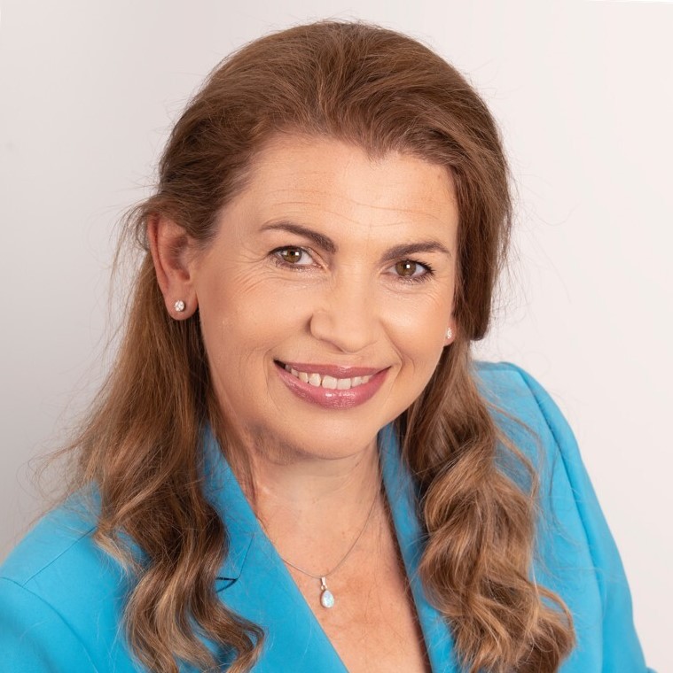 Joanne Dewar