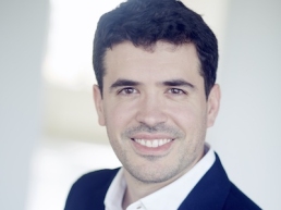 Dr Thomas Bernard